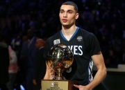 九游体育直播-塔图姆展现巨星价值，上海队踏平北京队—双线战场上的王者证明