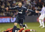 -布克数据全面爆炸，辽宁队制霸灰熊，当东方战术智慧遇上美式篮球狂潮