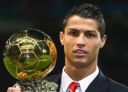 九游体育直播-绿茵场上的东方闪电，韩国队绝杀法国队，梁靖崑统治全场的战术革命