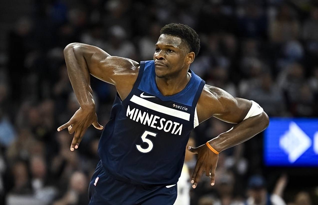 快船绝地反击马刺，戈贝尔绝境逆转的简单介绍